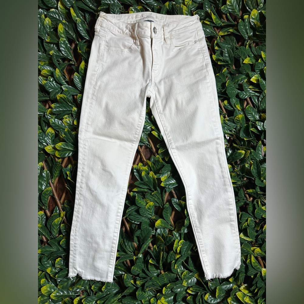 American Eagle Jegging Crop White Jeans Size 4